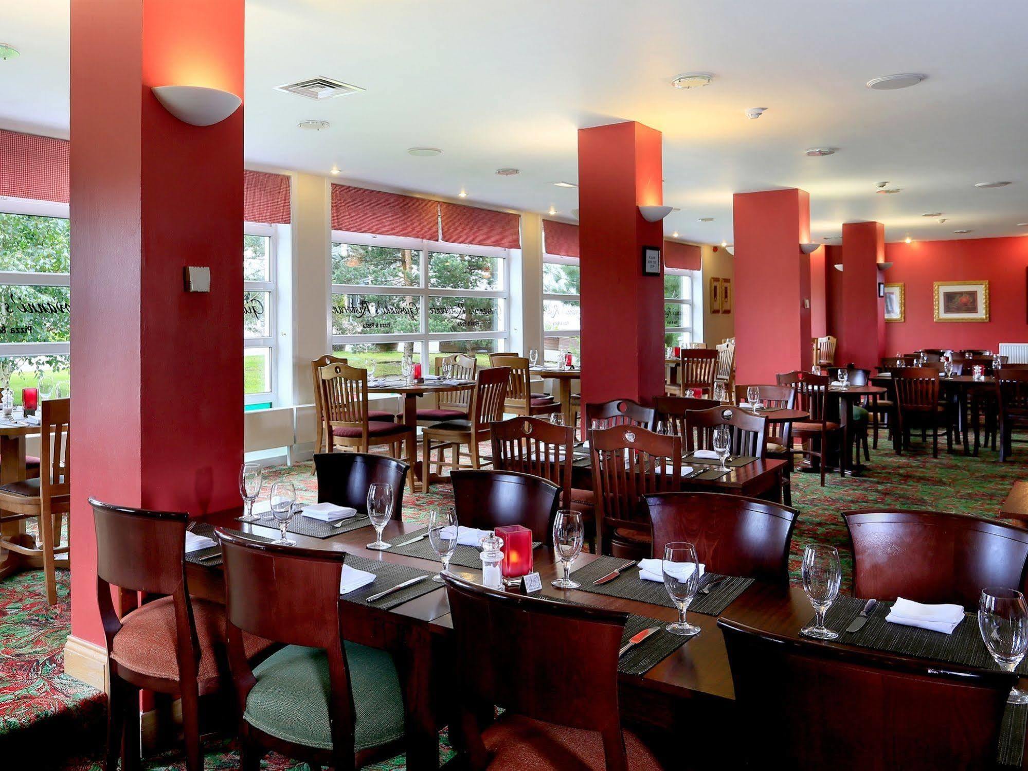 Macdonald Morlich Hotel At Macdonald Aviemore Resort Esterno foto