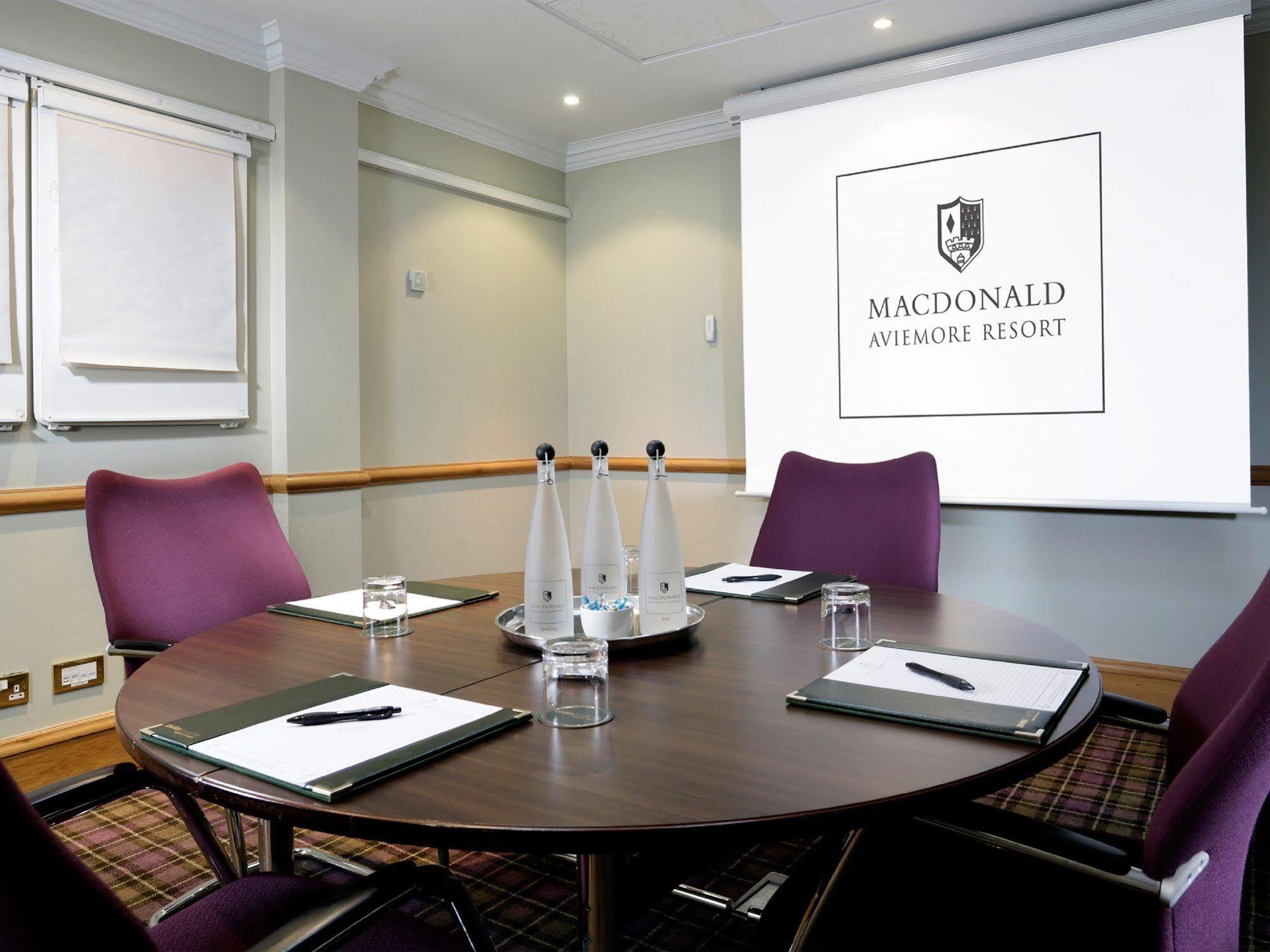Macdonald Morlich Hotel At Macdonald Aviemore Resort Esterno foto